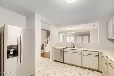730 N 112th Drive, Avondale, AZ 85323 - Photo 9