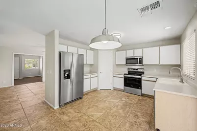 11123 W Heatherbrae Drive, Phoenix, AZ 85037 - Photo 3