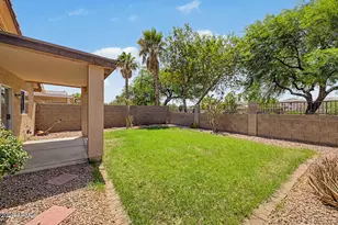 11123 W Heatherbrae Dr, Phoenix, AZ 85037 - Photo 15