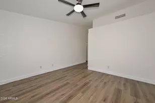 6781 W Louise Dr, Glendale, AZ 85310 - Photo 21