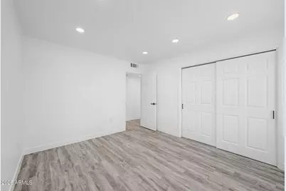 13442 N Emberwood Drive, Sun City, AZ 85351 - Photo 19