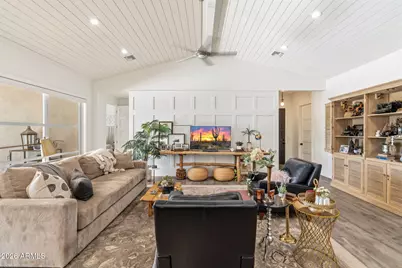 1811 E Claremont Street, Phoenix, AZ 85016 - Photo 5