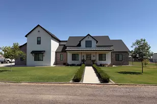 4833 E Claire St, San Tan Valley, AZ 85140 - Photo 1