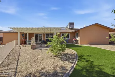 20013 N Willowcreek Circle, Sun City, AZ 85373 - Photo 27