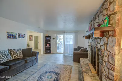 4727 N 50th Drive, Phoenix, AZ 85031 - Photo 7