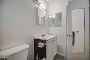 4727 N 50th Dr, Phoenix, AZ 85031 - Photo 17