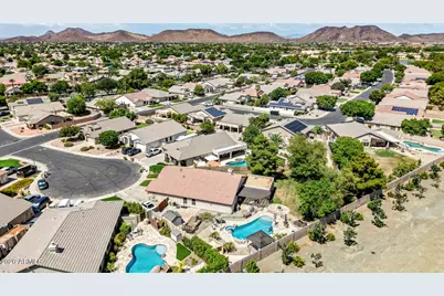 19277 N 66th Avenue, Glendale, AZ 85308 - Photo 57
