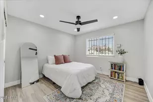 3301 E Earll Dr, Phoenix, AZ 85018 - Photo 11