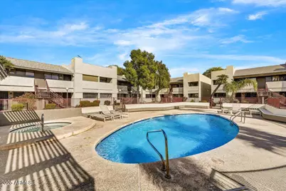 3301 E Earll Drive #102, Phoenix, AZ 85018 - Photo 13