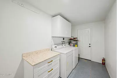 4717 N 79th Lane, Phoenix, AZ 85033 - Photo 23