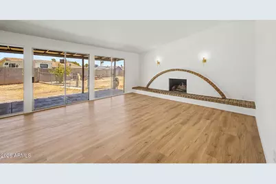 4717 N 79th Lane, Phoenix, AZ 85033 - Photo 11