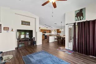 25542 W Pioneer St, Buckeye, AZ 85326 - Photo 27