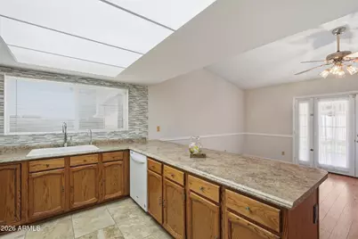 3102 W Waltann Lane, Phoenix, AZ 85053 - Photo 7