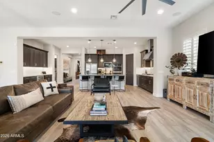 9418 W Daley Ln, Peoria, AZ 85383 - Photo 15