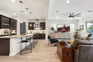 9418 W Daley Ln, Peoria, AZ 85383 - Photo 11