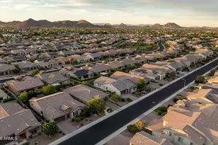 9418 W Daley Ln, Peoria, AZ 85383 - Photo 35
