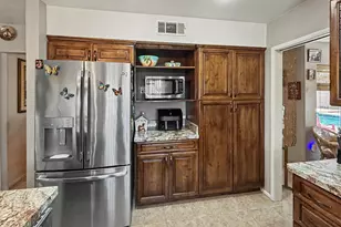 10413 N 46th Ave, Glendale, AZ 85302 - Photo 49