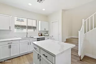 2016 N 78th Ave, Phoenix, AZ 85035 - Photo 7