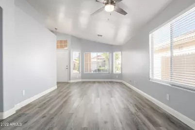 109 W Helena Drive, Phoenix, AZ 85023 - Photo 7