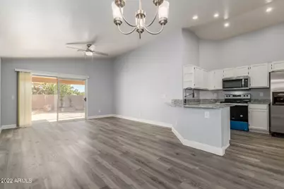 109 W Helena Drive, Phoenix, AZ 85023 - Photo 11