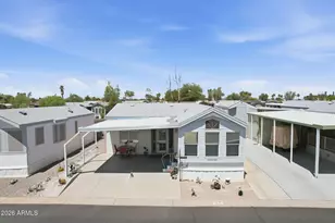 1703 N Thornton Rd, Casa Grande, AZ 85122 - Photo 1