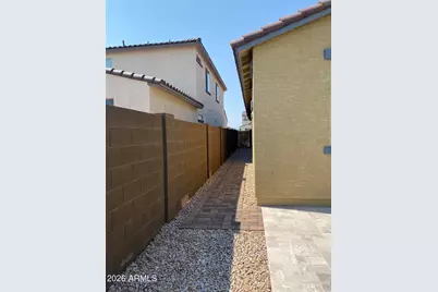 8826 W Medlock Drive, Glendale, AZ 85305 - Photo 33