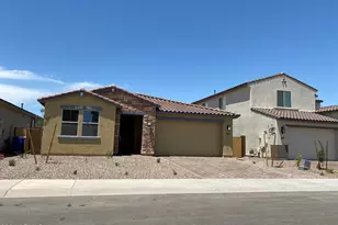 8826 W Medlock Dr, Glendale, AZ 85305 - Photo 1