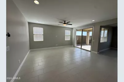 8826 W Medlock Drive, Glendale, AZ 85305 - Photo 3