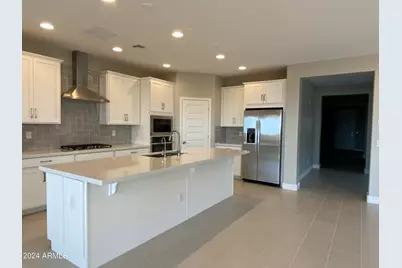 8826 W Medlock Drive, Glendale, AZ 85305 - Photo 7