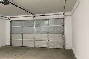 8826 W Medlock Dr, Glendale, AZ 85305 - Photo 23