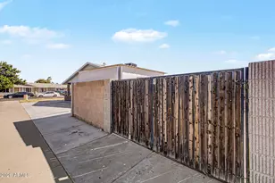 7720 W Earll Dr, Phoenix, AZ 85033 - Photo 3