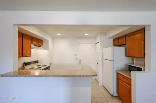 19820 N 13th Ave, Phoenix, AZ 85027 - Photo 13
