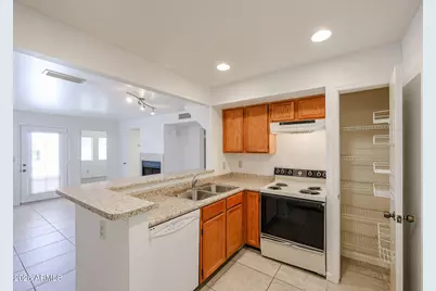 19820 N 13th Avenue #125, Phoenix, AZ 85027 - Photo 17