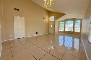 9821 W Yukon Dr, Peoria, AZ 85382 - Photo 5