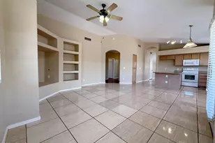 9821 W Yukon Dr, Peoria, AZ 85382 - Photo 15