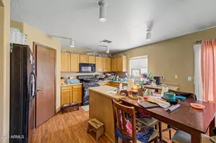 6237 W Wood St, Phoenix, AZ 85043 - Photo 11