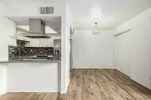 4718 W Orangewood Ave, Glendale, AZ 85301 - Photo 9