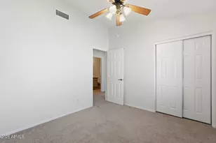 4626 E Summerhaven Dr, Phoenix, AZ 85044 - Photo 33