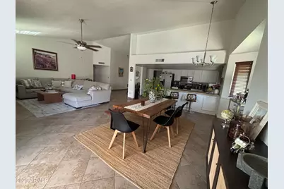 11322 N 69th Drive, Peoria, AZ 85345 - Photo 5