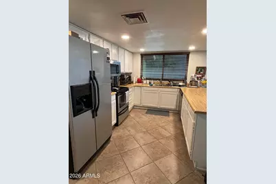 11322 N 69th Drive, Peoria, AZ 85345 - Photo 7