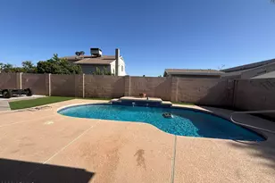 11322 N 69th Dr, Peoria, AZ 85345 - Photo 3