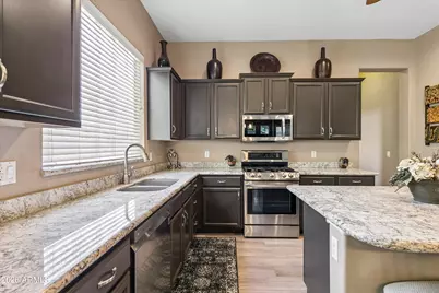 4342 W Hackamore Drive, Phoenix, AZ 85083 - Photo 13
