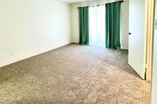 905 W Solcito Ln, Phoenix, AZ 85013 - Photo 11