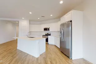 9332 W Encinas Ln, Tolleson, AZ 85353 - Photo 11