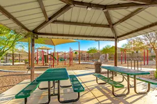 17519 W Hedgehog Pl, Surprise, AZ 85387 - Photo 33