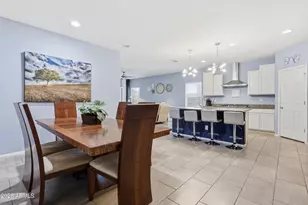 17519 W Hedgehog Pl, Surprise, AZ 85387 - Photo 9
