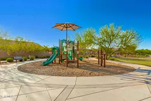 17519 W Hedgehog Pl, Surprise, AZ 85387 - Photo 31