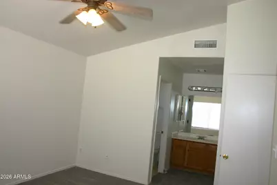 516 E Vogel Avenue, Phoenix, AZ 85020 - Photo 5
