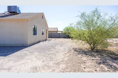 12503 W Madero Drive, Arizona City, AZ 85123 - Photo 33