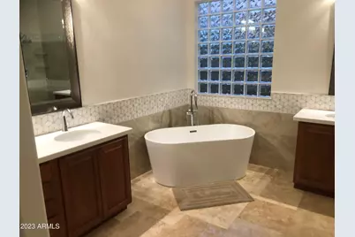 2334 W Fetlock Trail, Phoenix, AZ 85085 - Photo 9